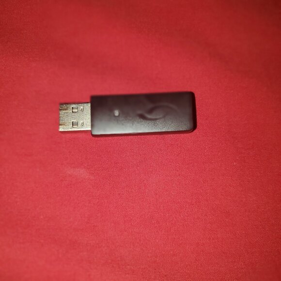 USED 048-056T WIRELESS USB TRANSMITTER DONGLE 048 056T - Picture 1 of 2